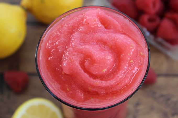 raspberry-lemonade-slushie