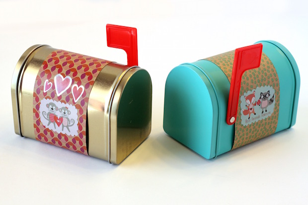 Valentine’s Day Mini Mailbox